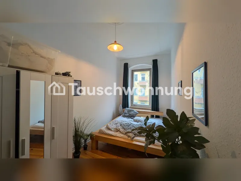 Tauschwohnung: Schöne 3-Z-Altbauwhng gegen 2-Z-Wohnung in Pberg o.ä. ähn — photo 1